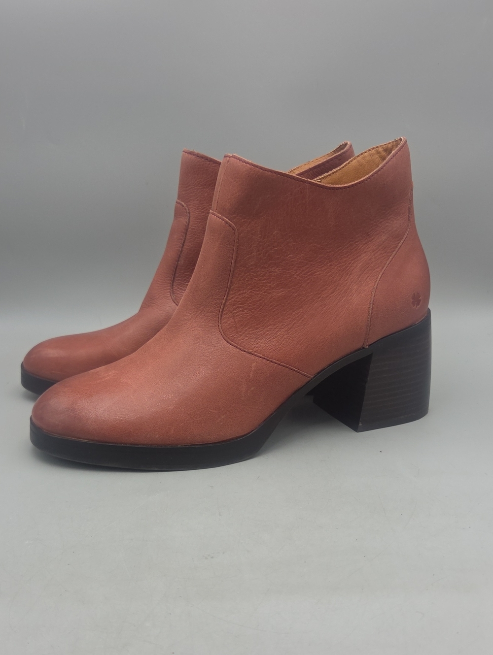 Lucky Brand LK-Quinlee Leather Block Heel‎ Ankle Boots - Women Sz 11 Distressed
